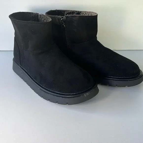 New Women's May Faux Suede Booties Memory Foam Insole Size 9 - Picture 9 of 13